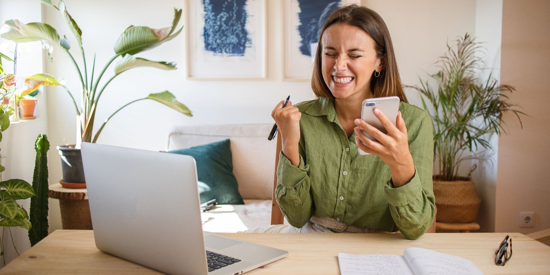 How to Make Passive Income Online Without Quitting Your Job